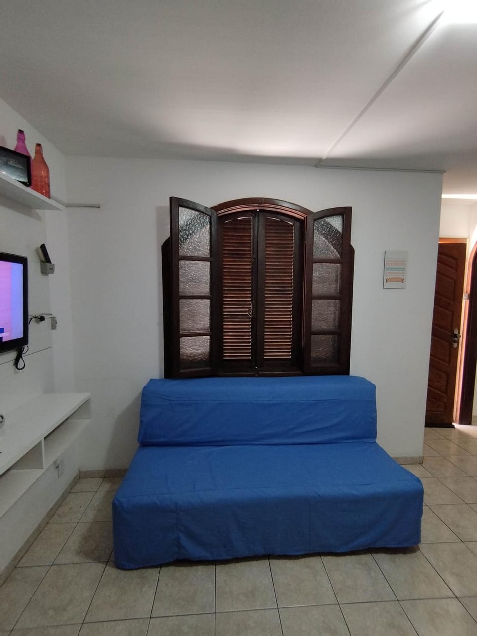 Seu Apto Praia da Costa 11 Simples Econômico 2Q Todo Seu Mobiliado Ar Cond Fogão Geladeira Local Excelente Tipo Casa Centro Apartment in Vila Velha