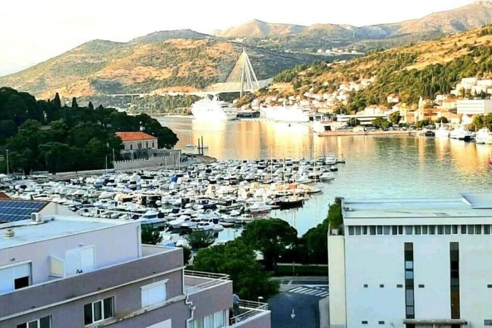 Gorgeous Dubrovnik sea view apartment with free parking Apartment in Dubrovnik