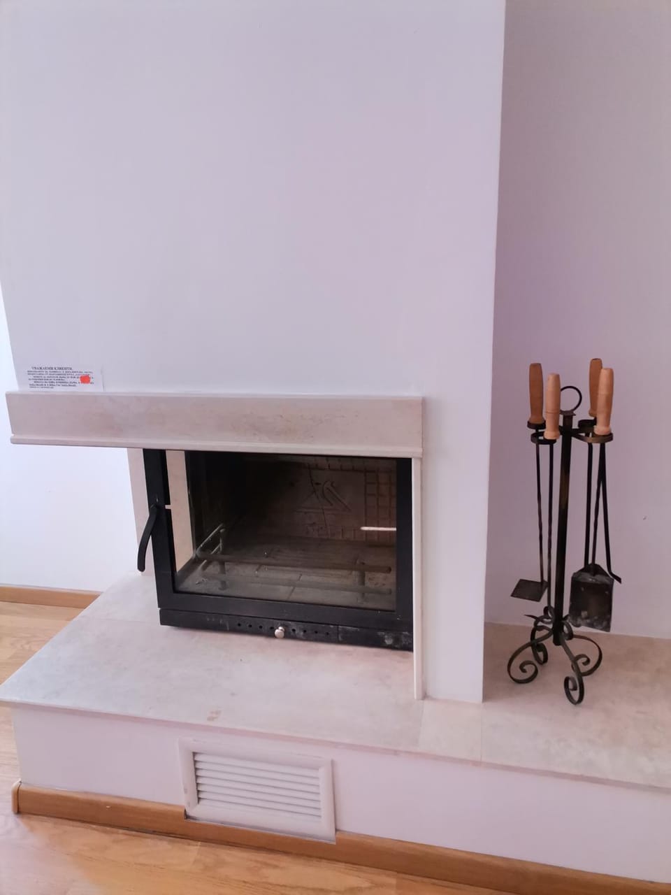 Communal lounge/ TV room, flat iron