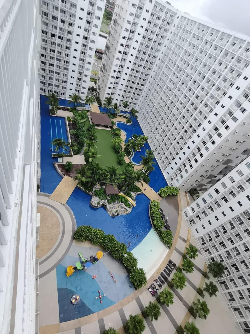 SHORE RESIDENCE d6, shortwalk Mall of Asia near Airport Apartment in Pasay