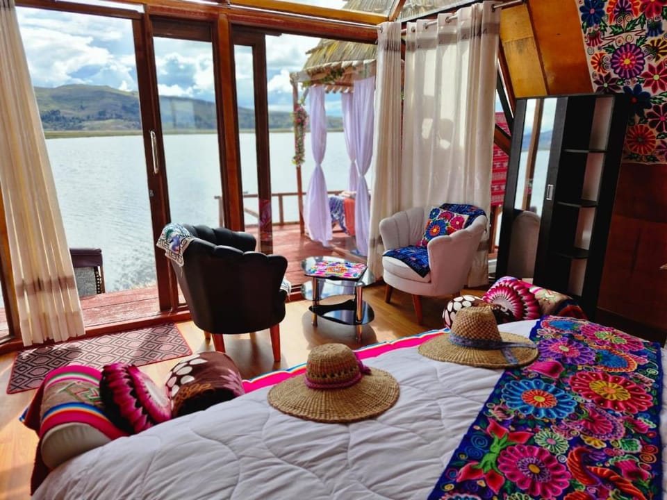 TITICACA JALTAWI LODGE Nature lodge in Puno, Peru