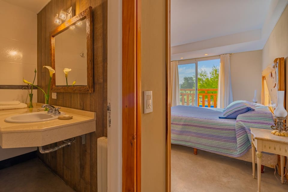 Bathroom, Photo of the whole room