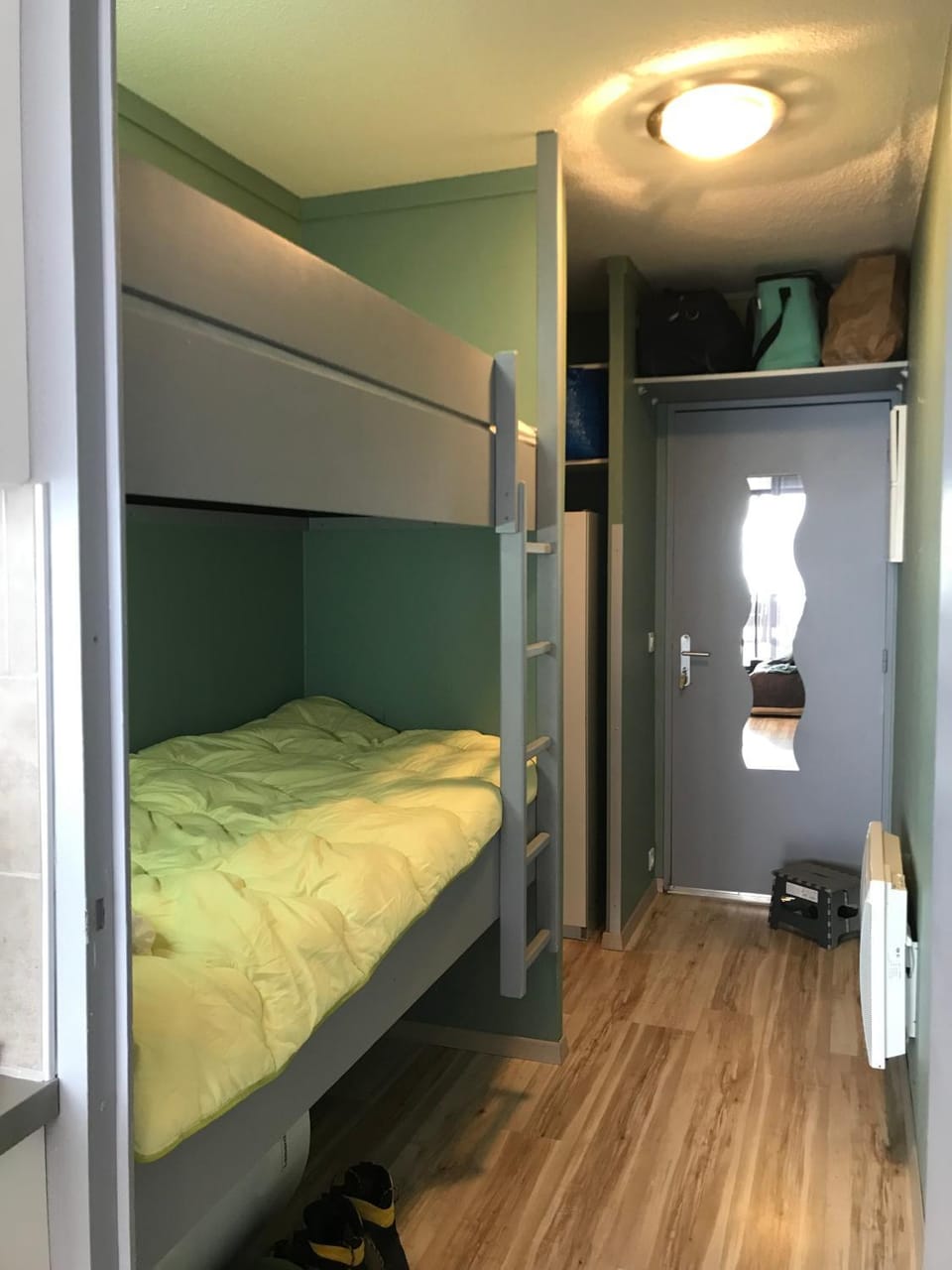 bunk bed