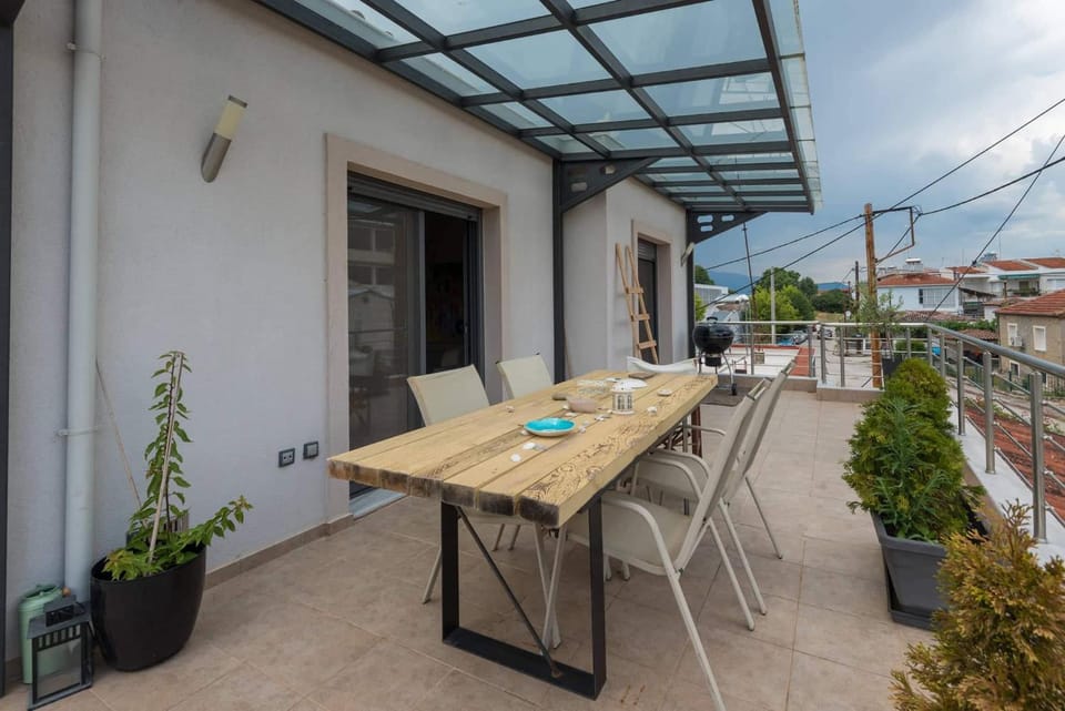 Το σπίτι δίπλα από το ποτάμι Apartment in Trikala