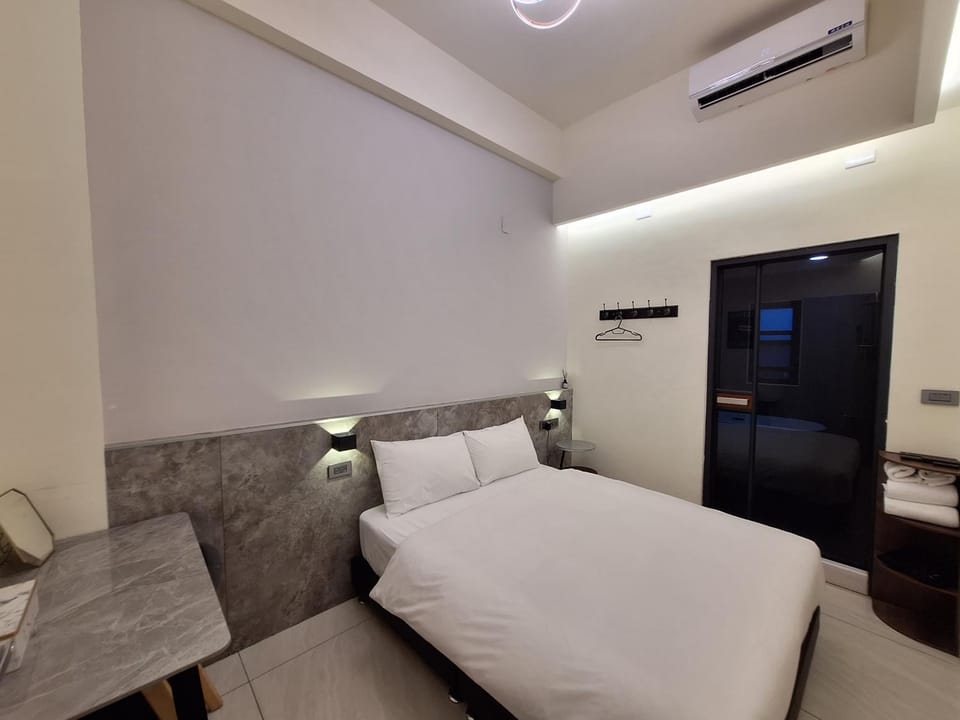 台南安平 - 理蓄豪宅 - 可加價烤肉 Villa in Kaohsiung