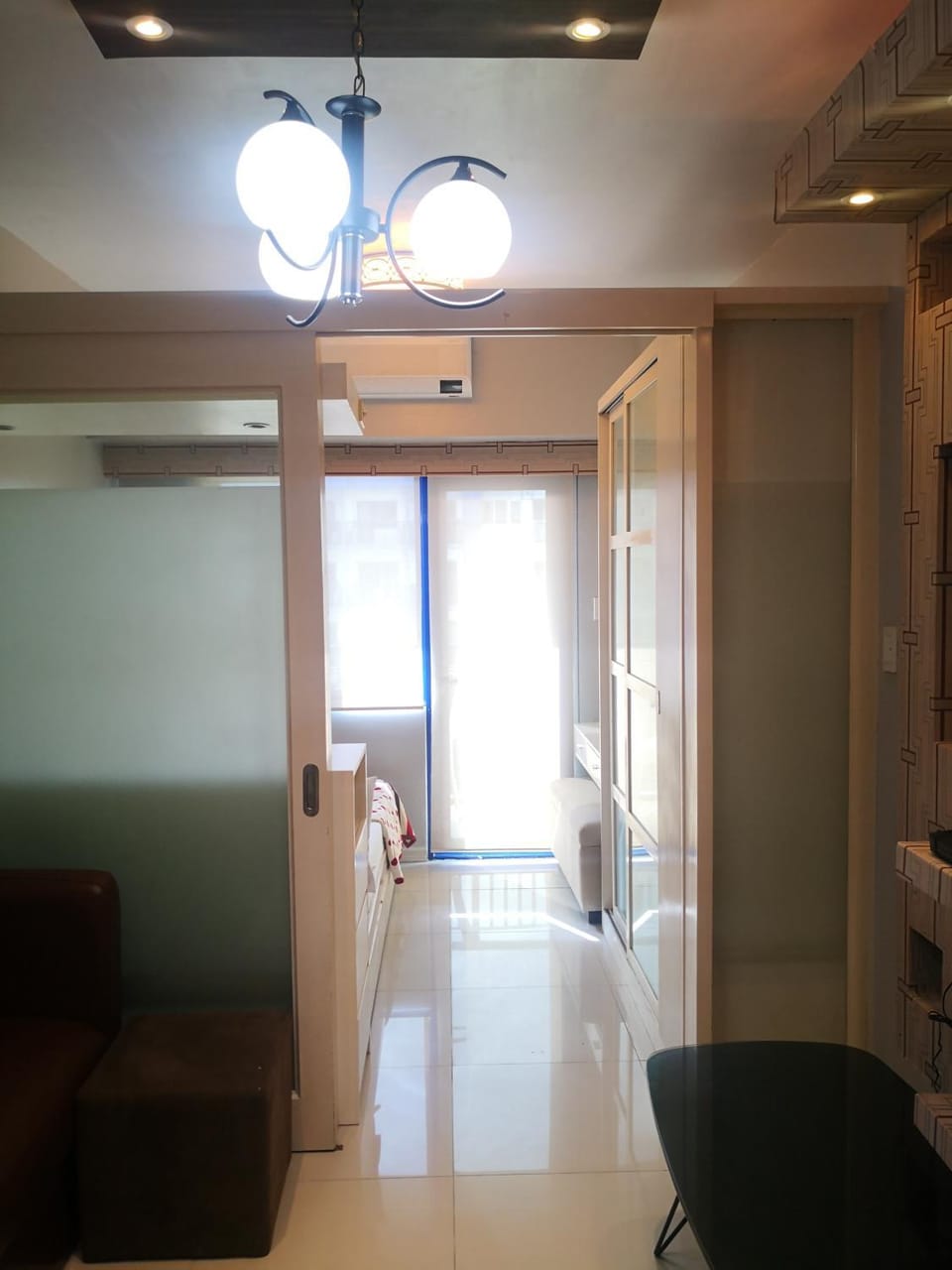 Moa's Spot at Sea Residences Apartment in Pasay