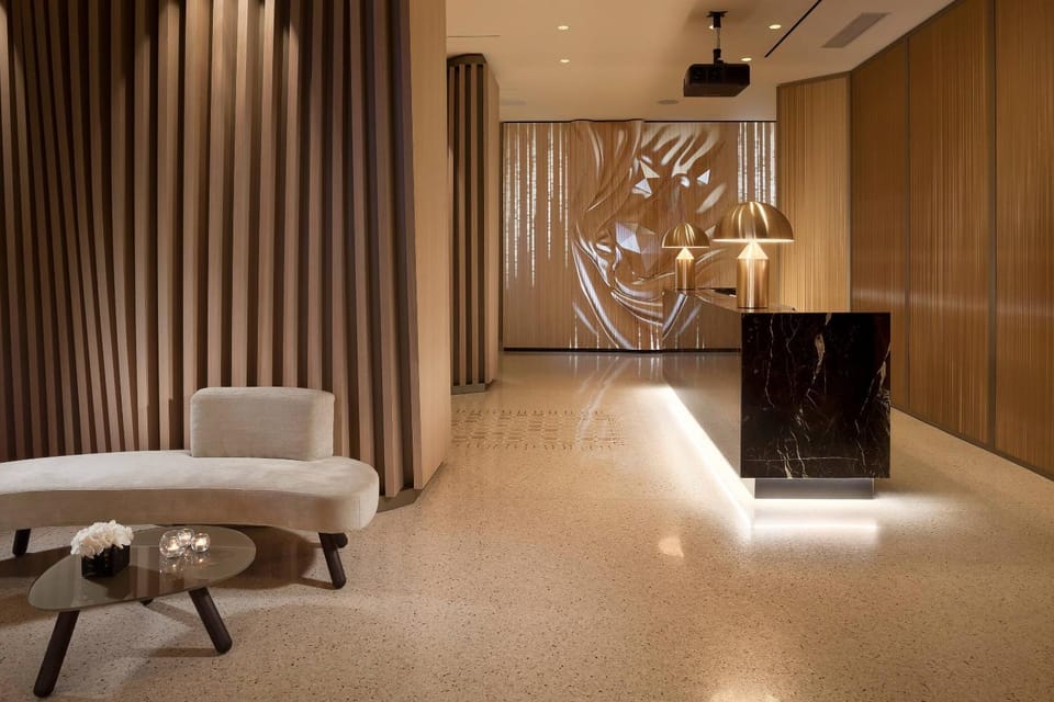 Facade/entrance, TV and multimedia, Lobby or reception