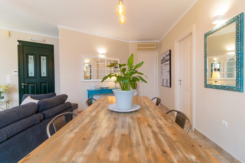 Other, Dining area