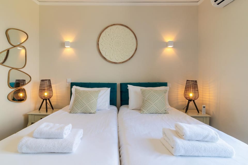 Bed, Other, Bedroom