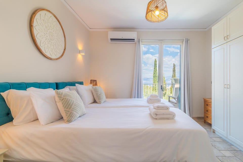 Bed, Other, Bedroom