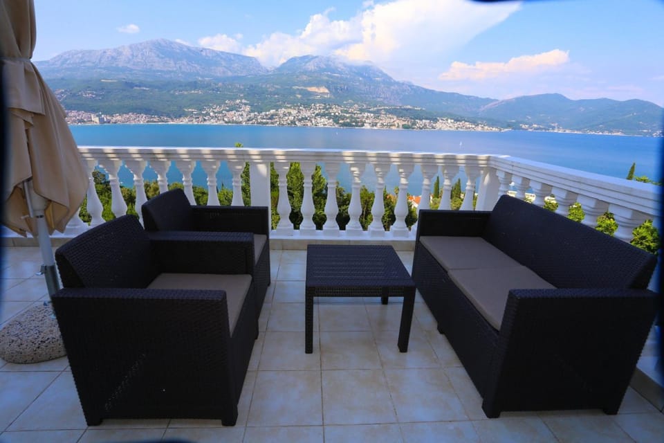 Balcony/Terrace, Seating area