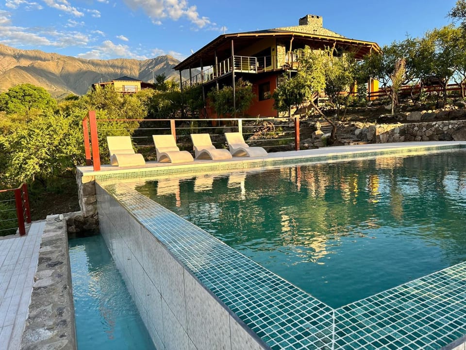 Day, Natural landscape, Mountain view, Pool view, Swimming pool, sunbed