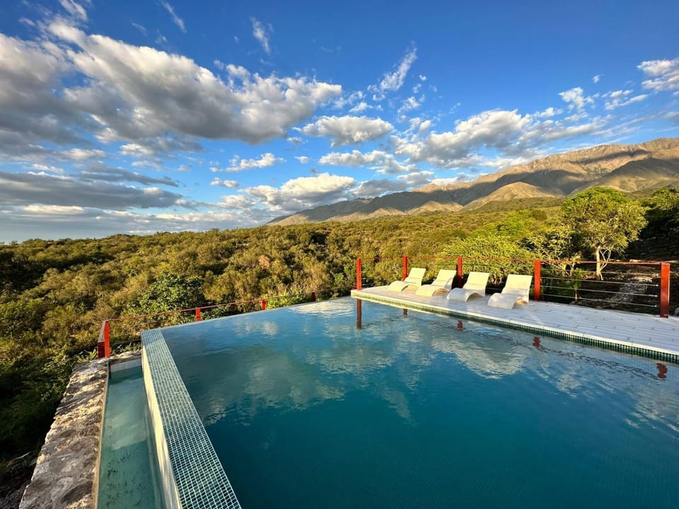 Day, Natural landscape, Mountain view, Pool view, Swimming pool, sunbed