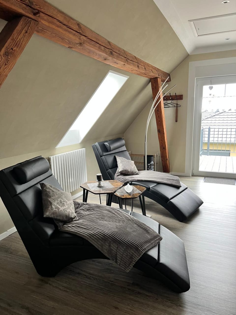 „Holzwurm-Paradies“ Apartment in Mecklenburgische Seenplatte