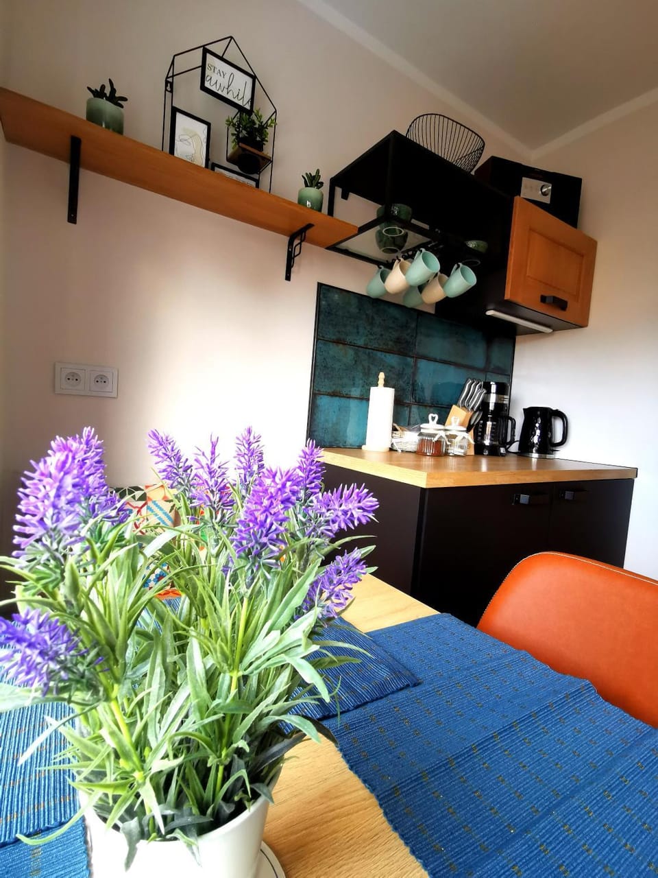 Coffee/tea facilities, Kitchen or kitchenette, Communal kitchen