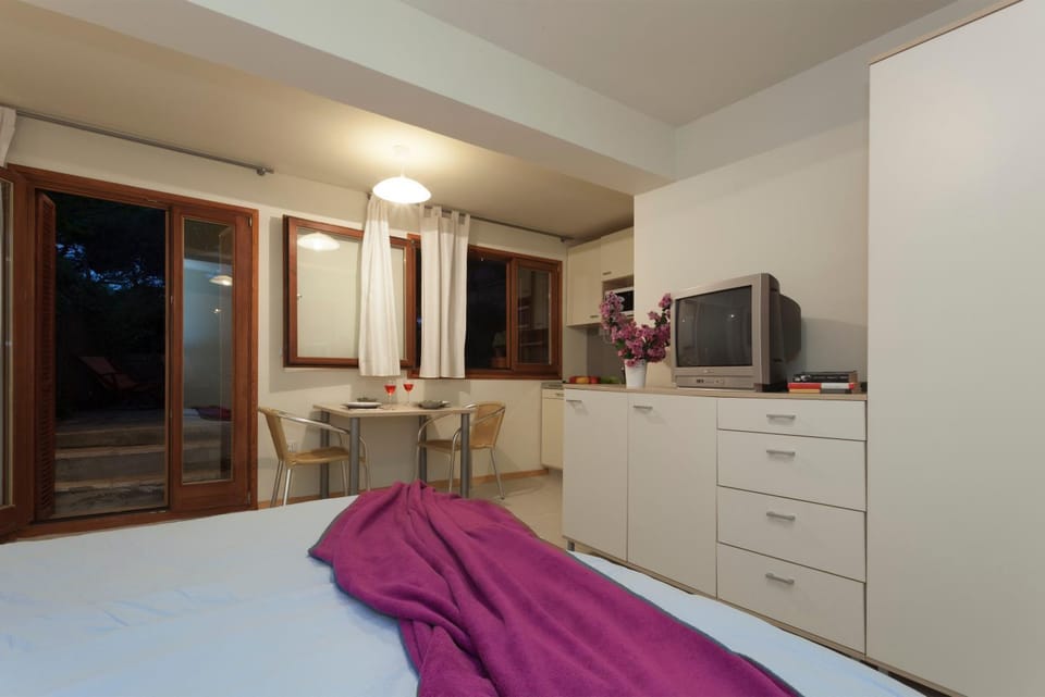 TV and multimedia, Living room, Photo of the whole room