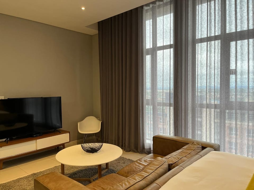 Urban Awe Apartment: iTowers 21st Floor Apartment in North West, South Africa