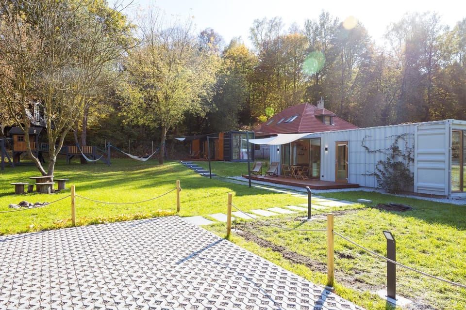 Property building, Garden view