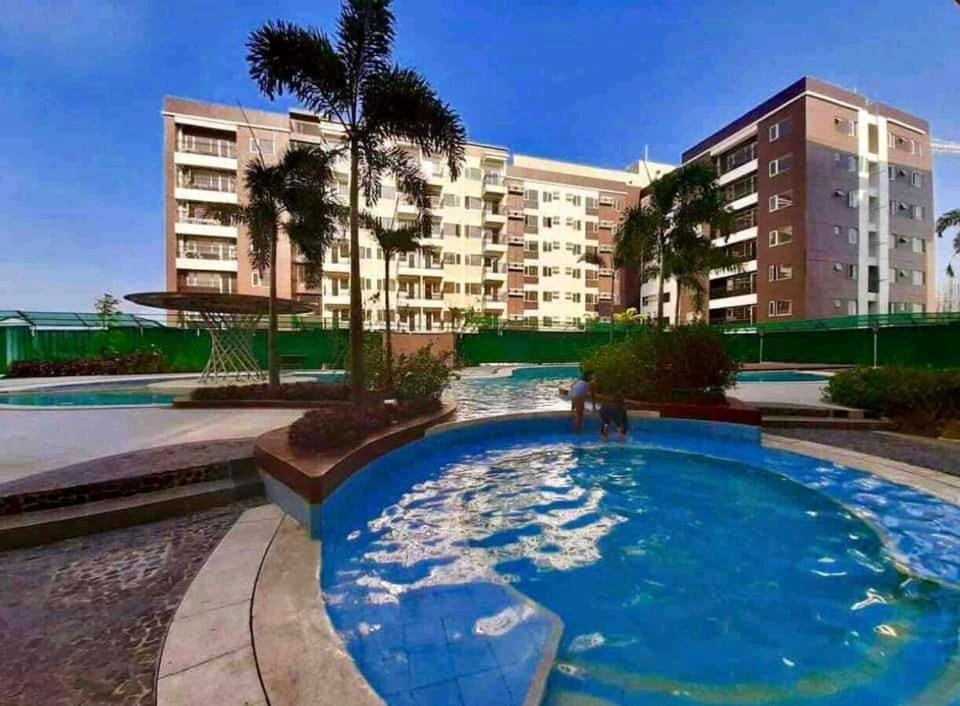 AVIDA ATRIA T2- A, near SM city and smallville Apartment in Iloilo City