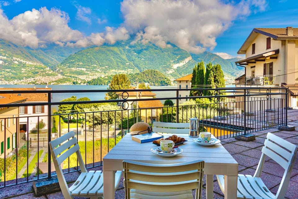 Property building, Balcony/Terrace