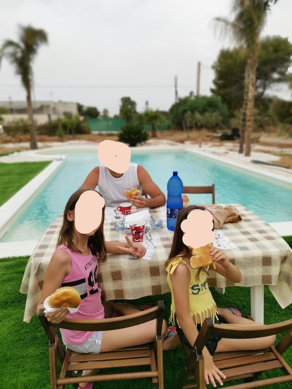 Swimming pool, Family