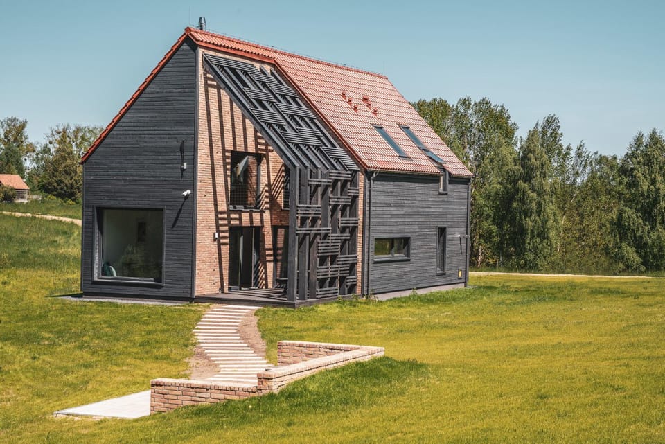 Property building, Off site, Balcony/Terrace