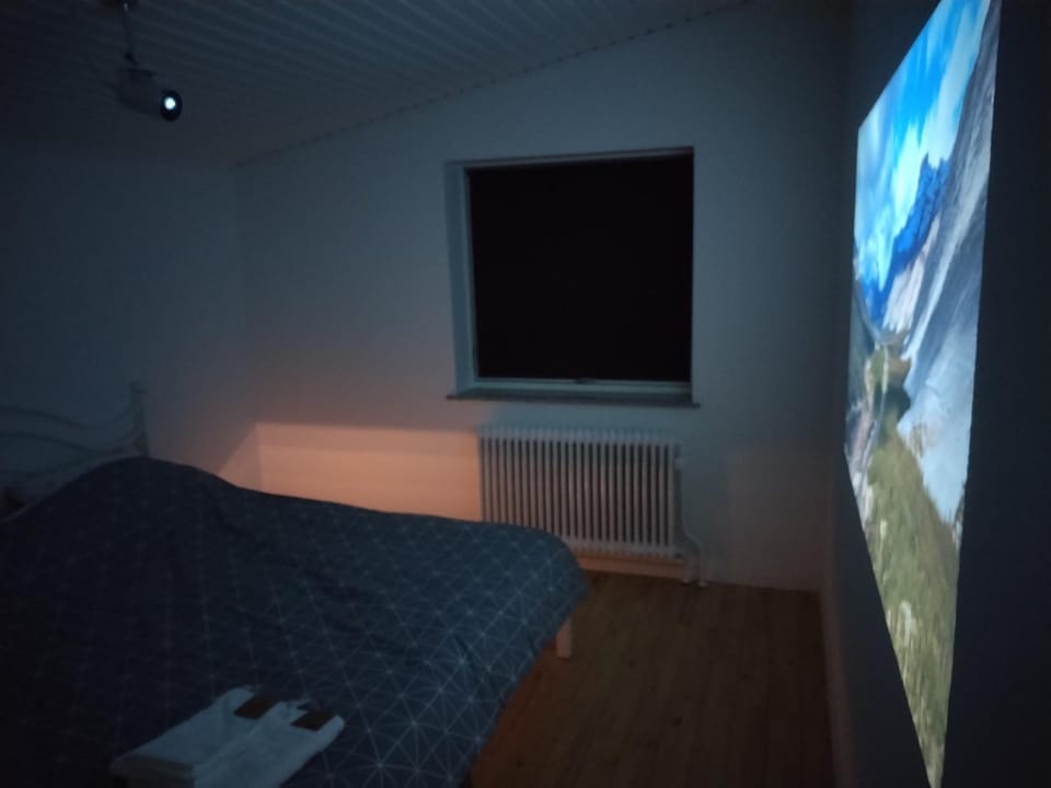 TV and multimedia, Bedroom