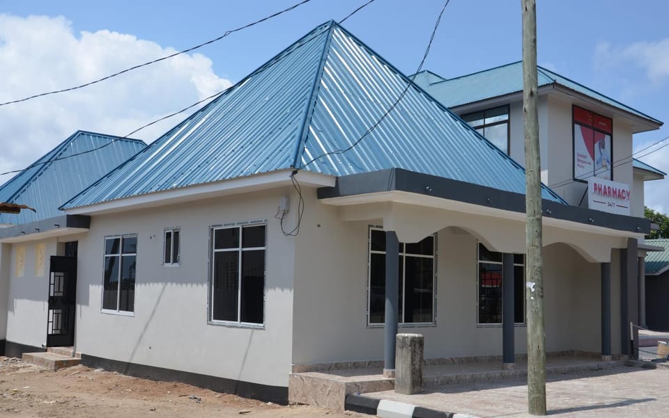 Property building, Facade/entrance