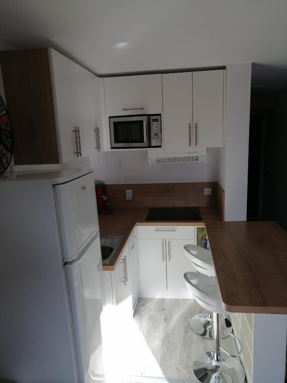 Dining area, stove, kitchen