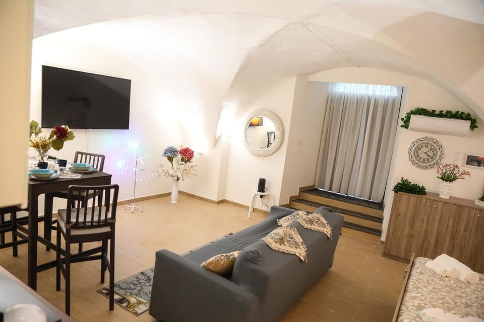 TV and multimedia, Living room, Photo of the whole room