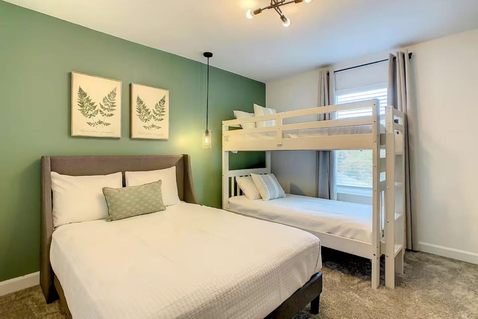 Orlando Family Vacation Home Close to Walt Disney World House in Four Corners