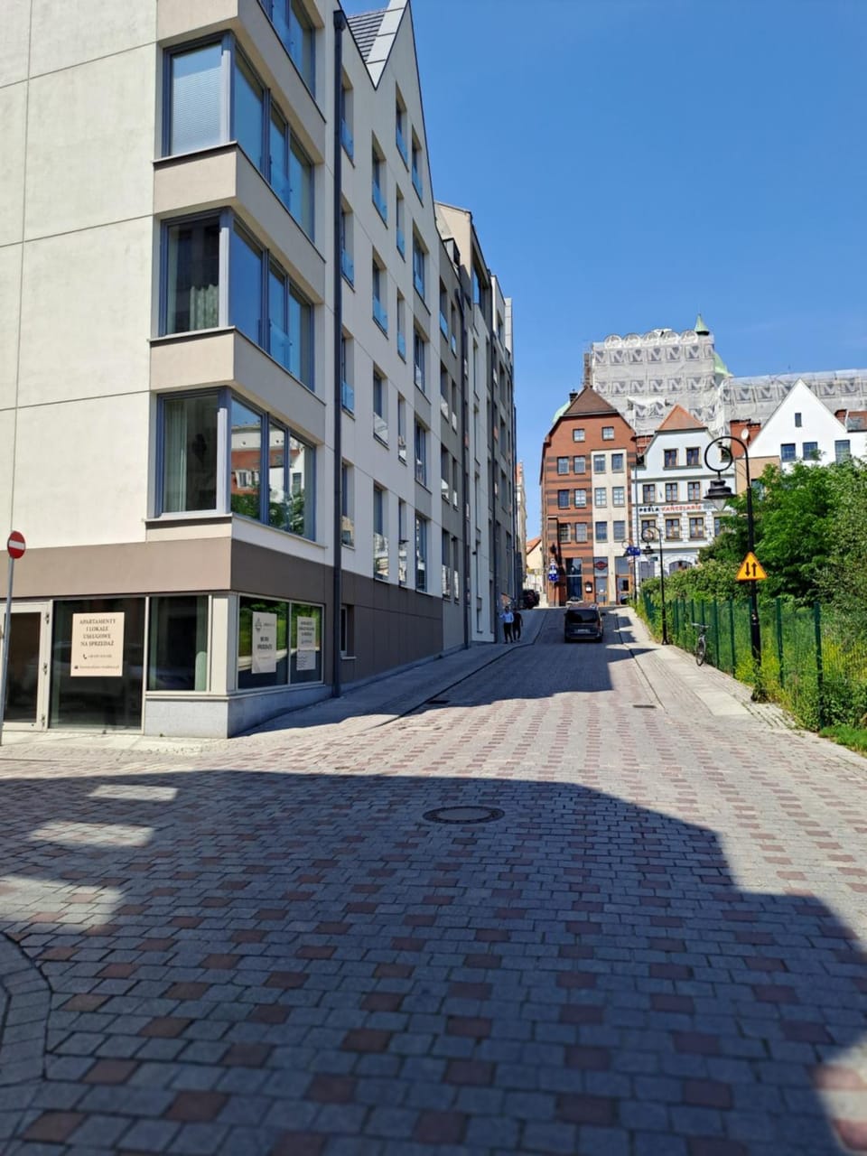 Property building, Street view, Location