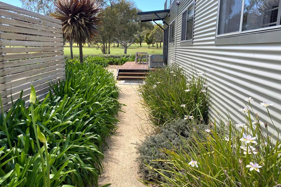Fairways 1 House in Tasmania