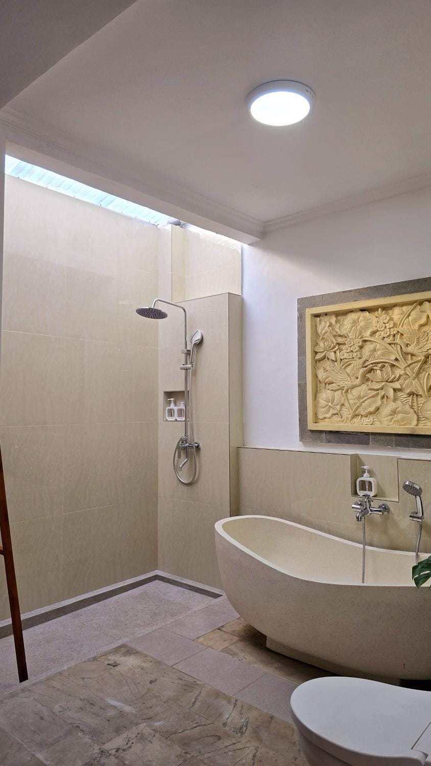 Shower, Bath