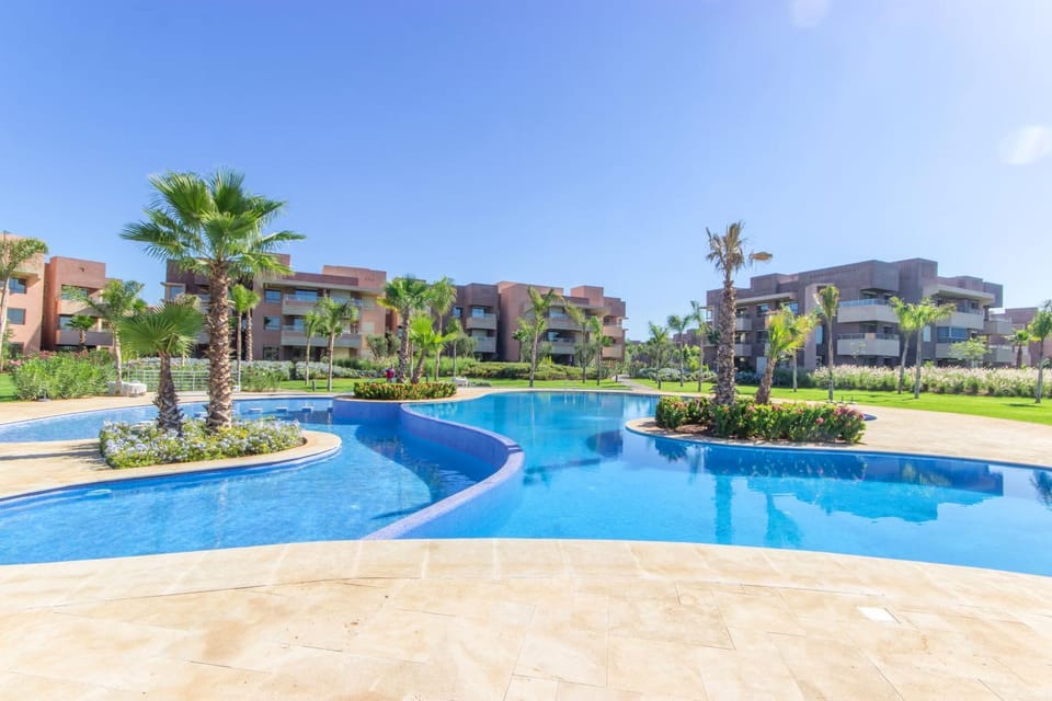Property building, Day, Natural landscape, Garden, Garden view, Pool view, Swimming pool, sunbed