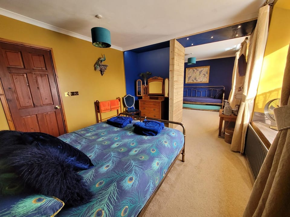 Property building, Photo of the whole room