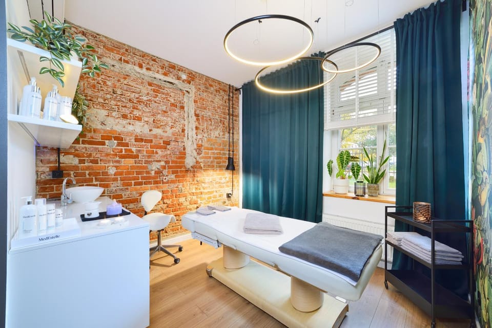 Massage, Spa and wellness centre/facilities, Spa and wellness centre/facilities