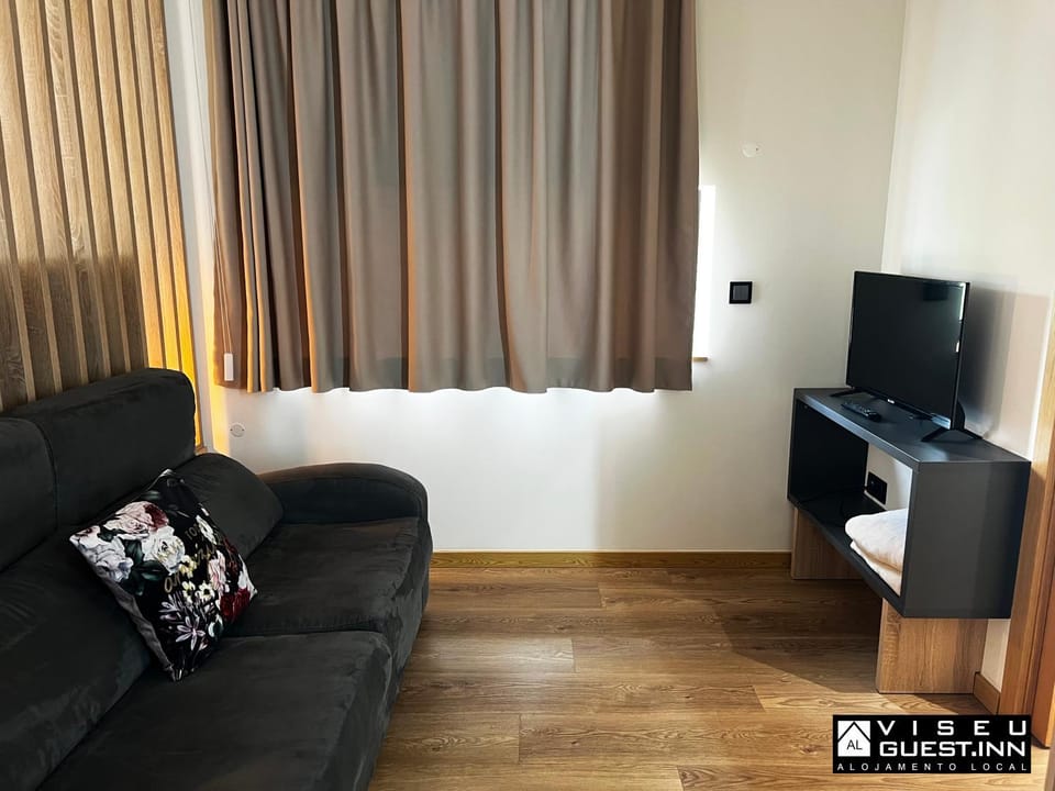 Living room, Area and facilities