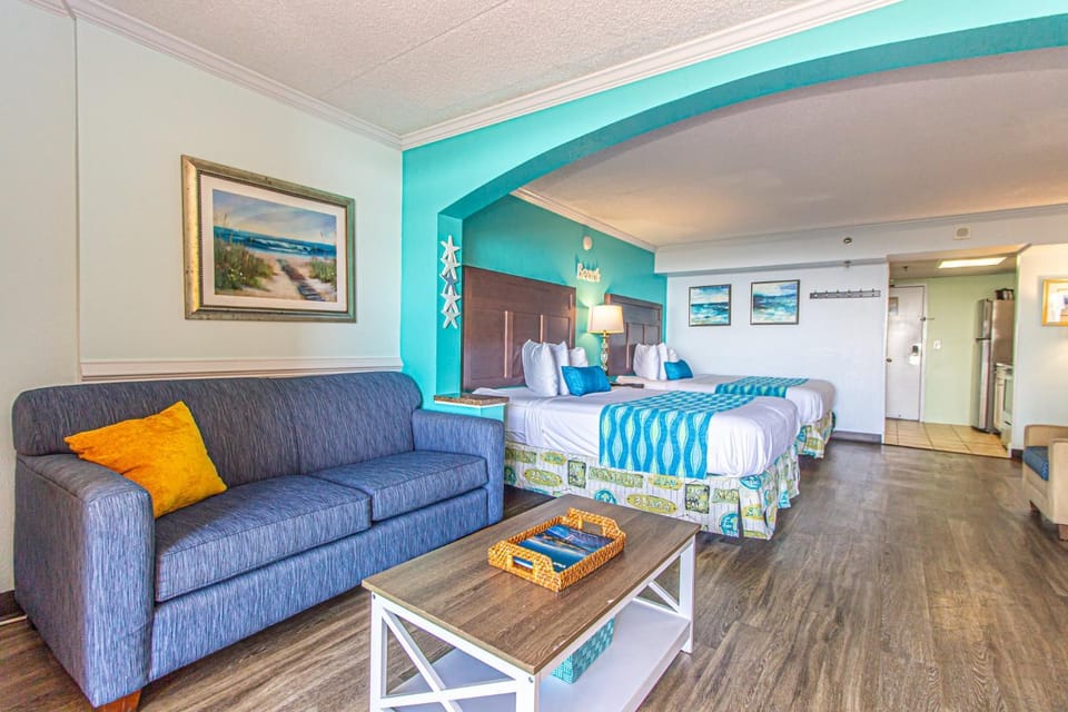 Oversized Ocean View Queen Suite with Beautiful Fireplace and Accents - Sleeps 4 Guests! House in Myrtle Beach
