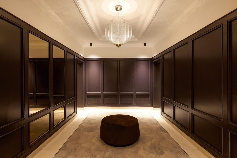Communal lounge/ TV room, Lobby or reception, Decorative detail