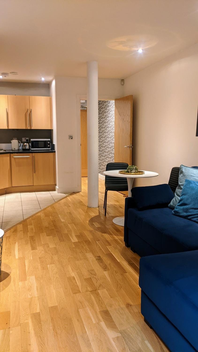 Kitchen or kitchenette, Living room, Seating area