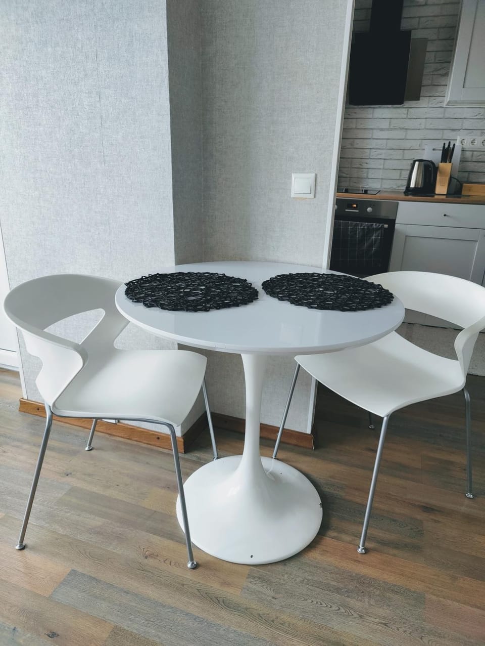Seating area, Dining area