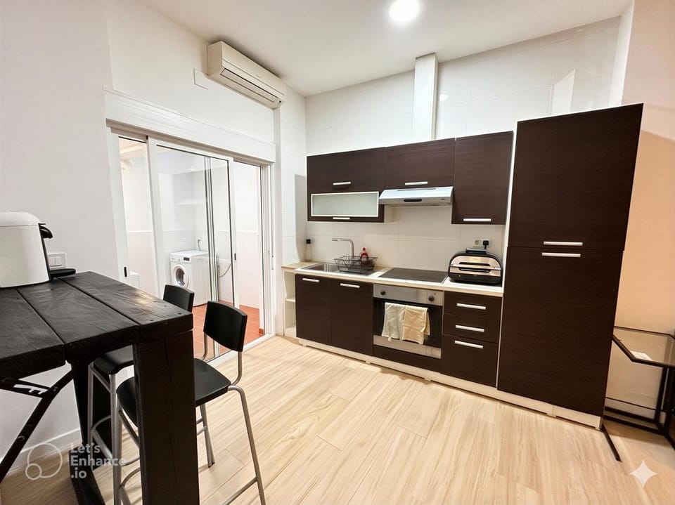 Patio, Off site, Balcony/Terrace, Kitchen or kitchenette, minibar, stove, laundry, kitchen, air conditioner