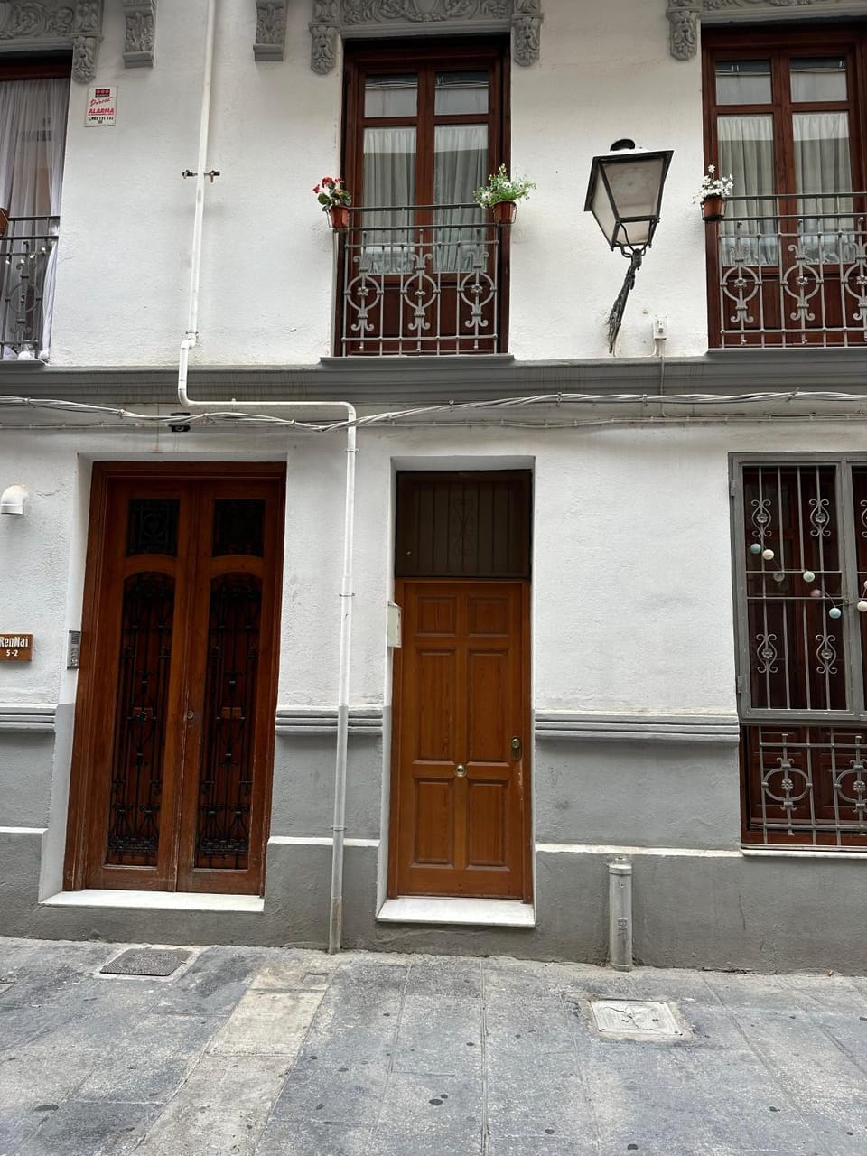 Property building, Facade/entrance, Lobby or reception