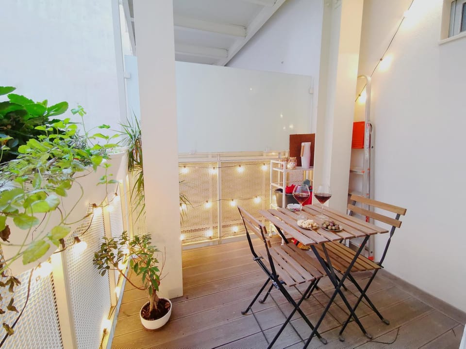 Property building, Balcony/Terrace