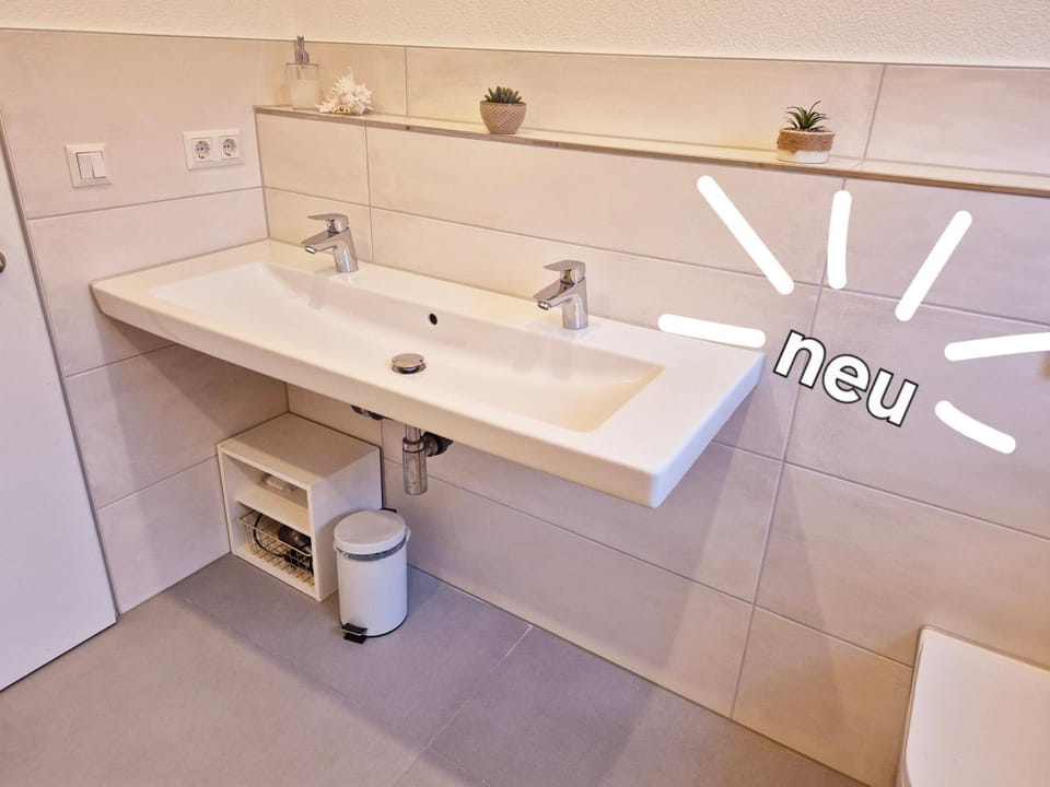 Ferienwohnung Seeliebe Bodensee mit wunderschöner Seesicht & Terrasse Apartment in Baden-Württemberg