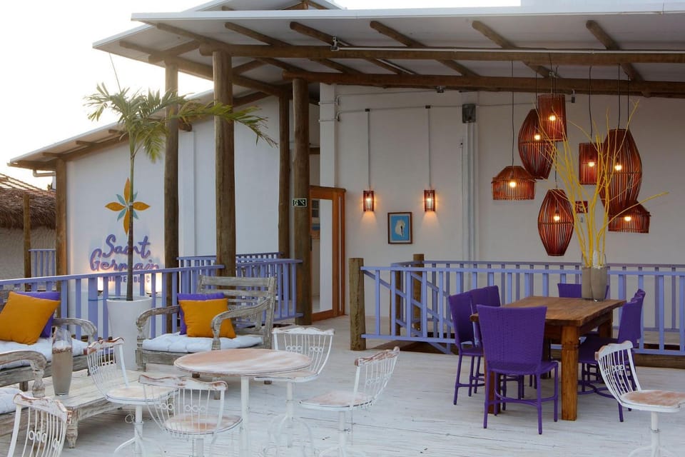 Lounge or bar