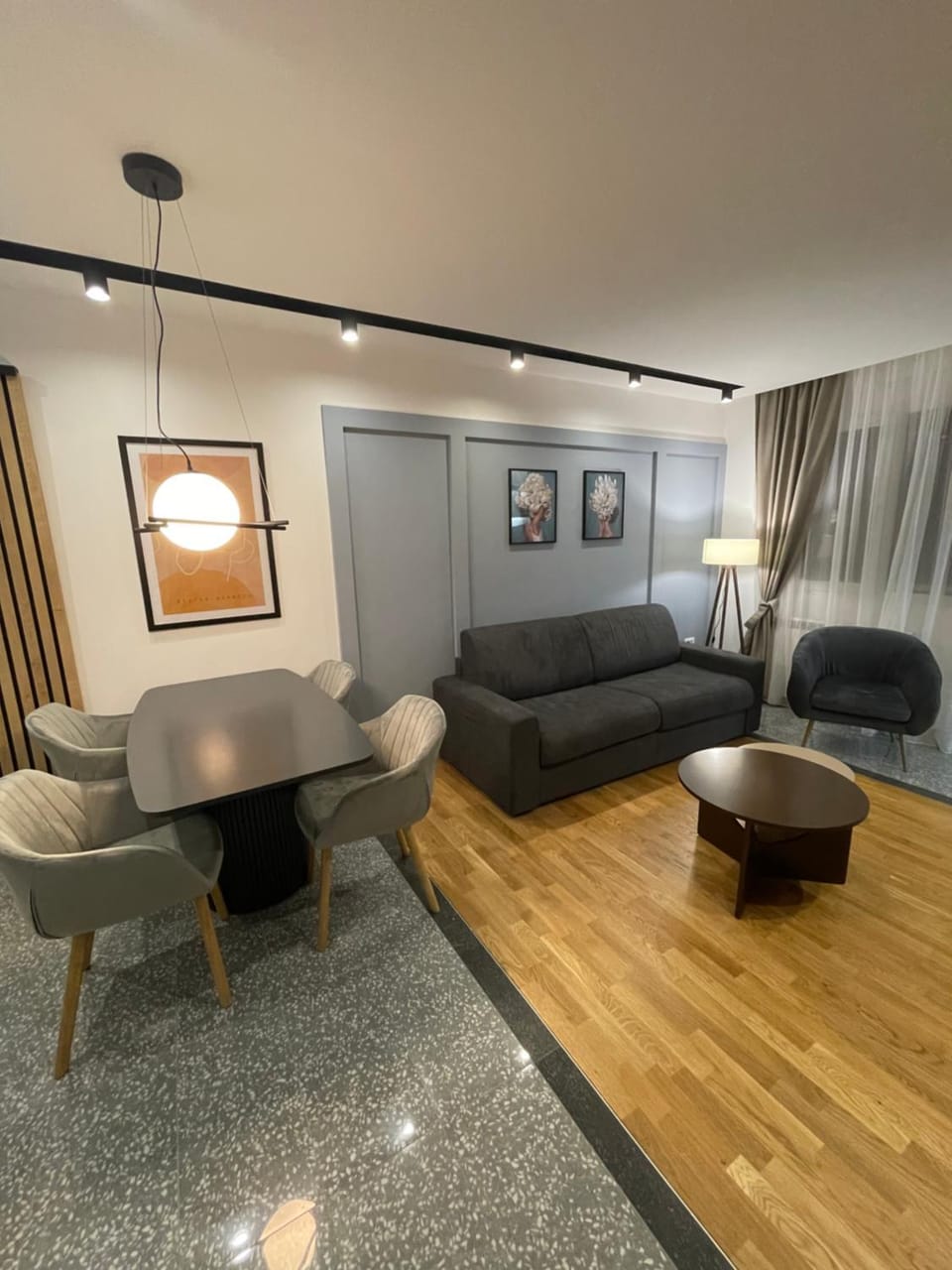 Living room, Dining area