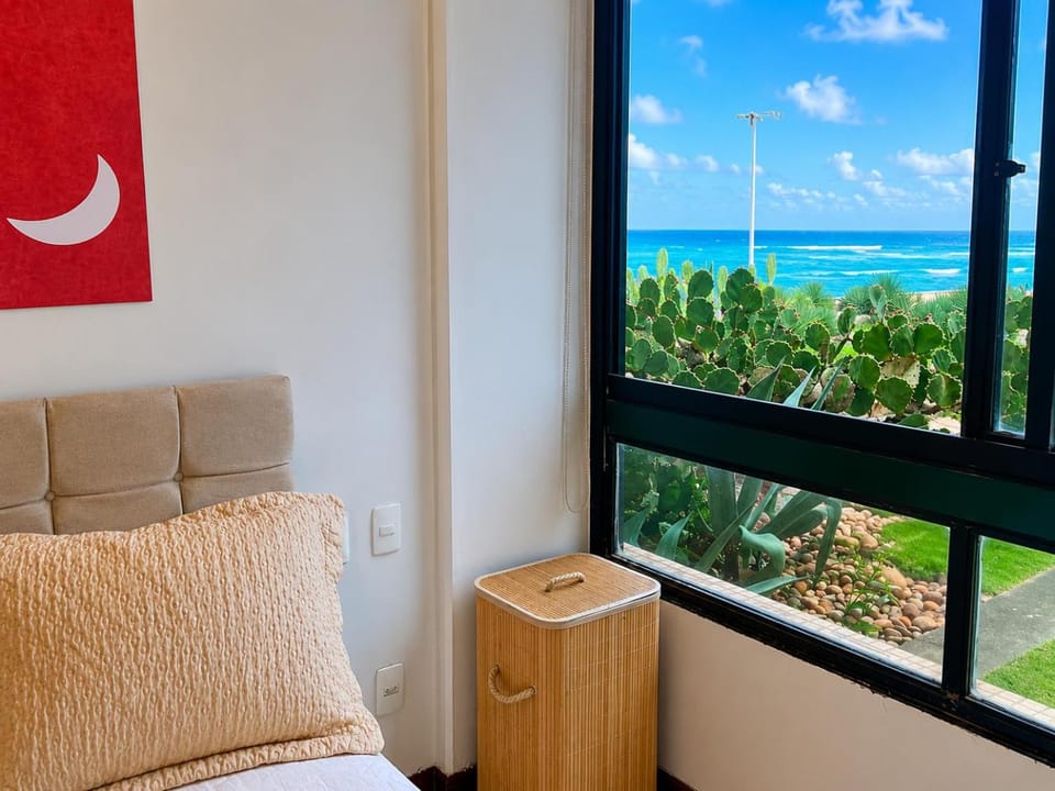 Bed, Bedroom, Sea view