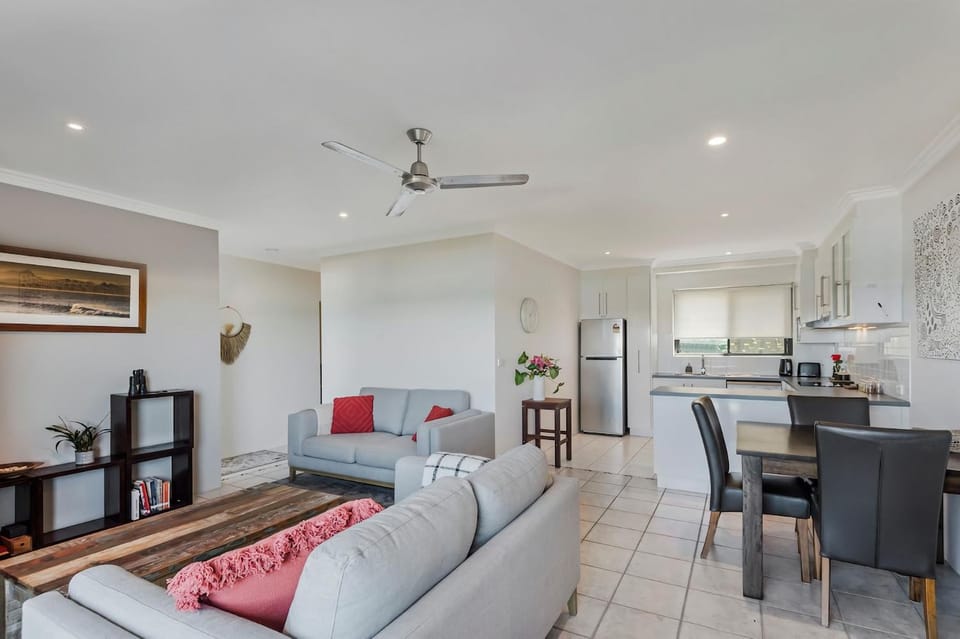 Surf Sea and Sand Apartment in East Ballina